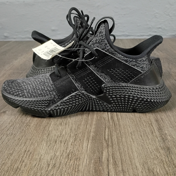 Adidas Prophere Black and Gray Size 7 New With Tags - Picture 9 of 10